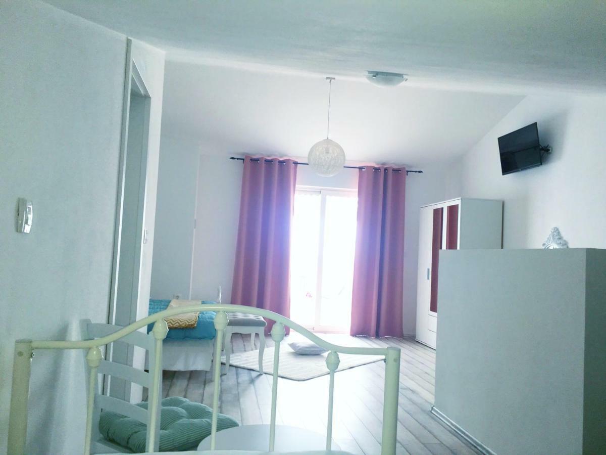Apartment Valentina Klenovica Zewnętrze zdjęcie